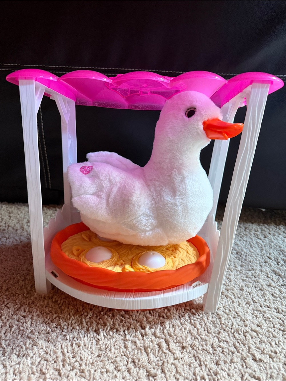 Like new-no box-ZURU Pets Alive Mama & Baby Duck Surprise